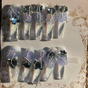 Iridescent Aquarium Nail Set